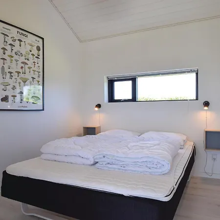 Stunning In With Kitchen Holiday home