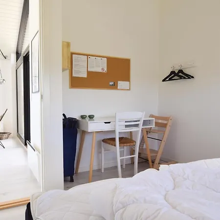 Holiday home Stunning In With Kitchen *